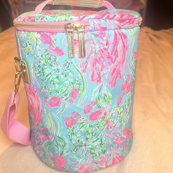 Lily Pulitzer cooler - Picture 5 of 6